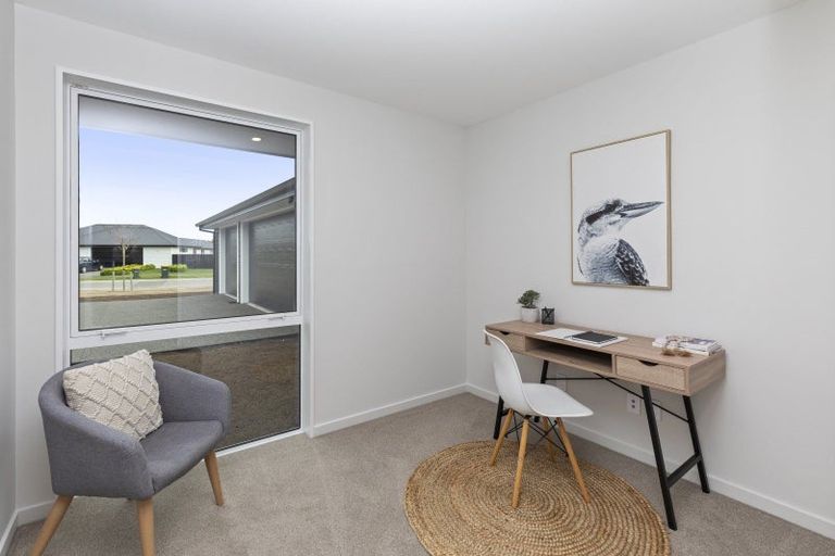 Photo of property in 139 Silver Peaks Drive, West Melton, 7618