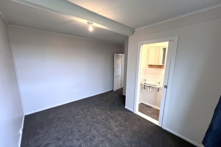 Photo of property in 5 Charlotte Avenue, Brooklyn, Wellington, 6021