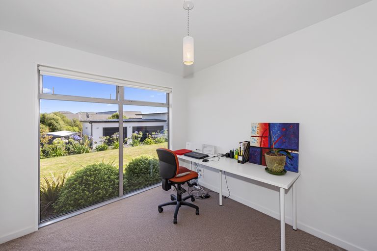 Photo of property in 348 Kennedys Bush Road, Kennedys Bush, Christchurch, 8025