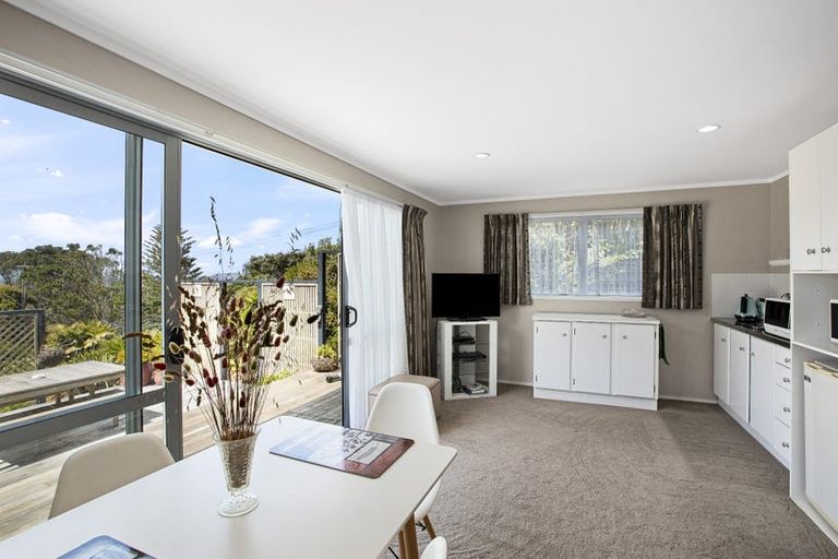 Photo of property in 12 Penguin Street, Leigh, 0985