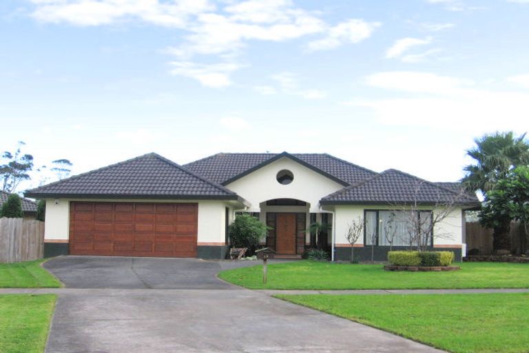 Photo of property in 15 Glanworth Place, Dannemora, Auckland, 2016