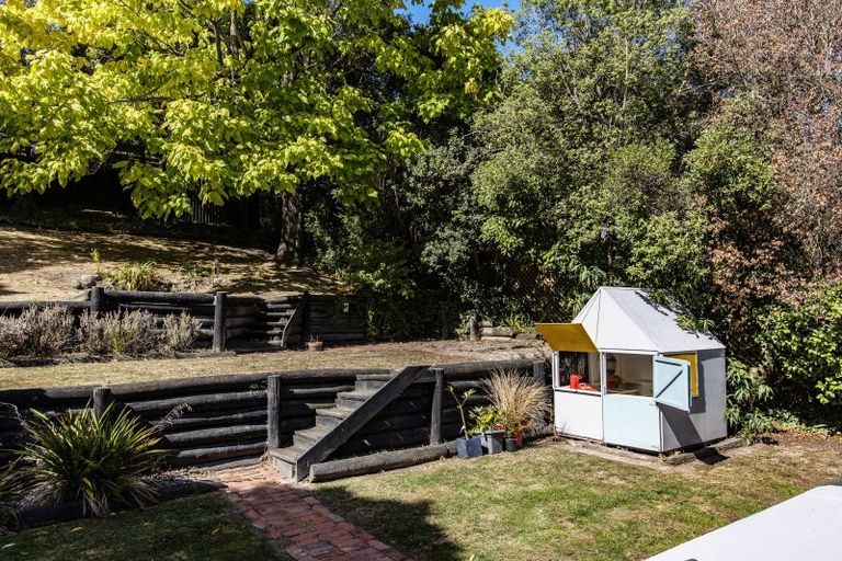 Photo of property in 9 Shalamar Drive, Cashmere, Christchurch, 8022