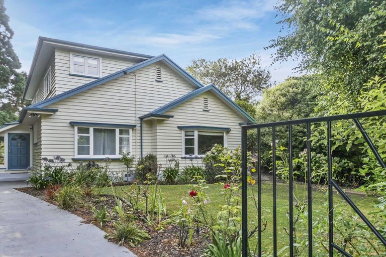 Photo of property in 44 Colombo Street, Cashmere, Christchurch, 8022