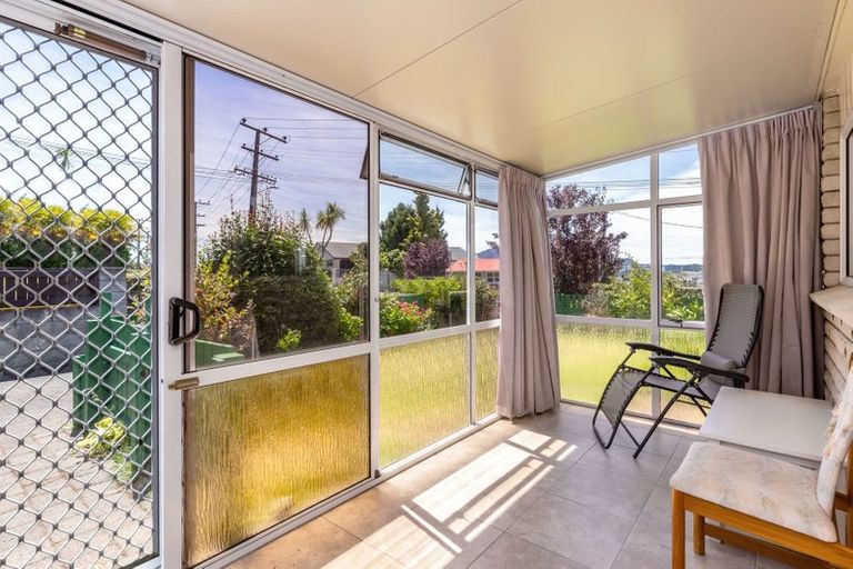 Photo of property in 96 Acacia Bay Road, Nukuhau, Taupo, 3330