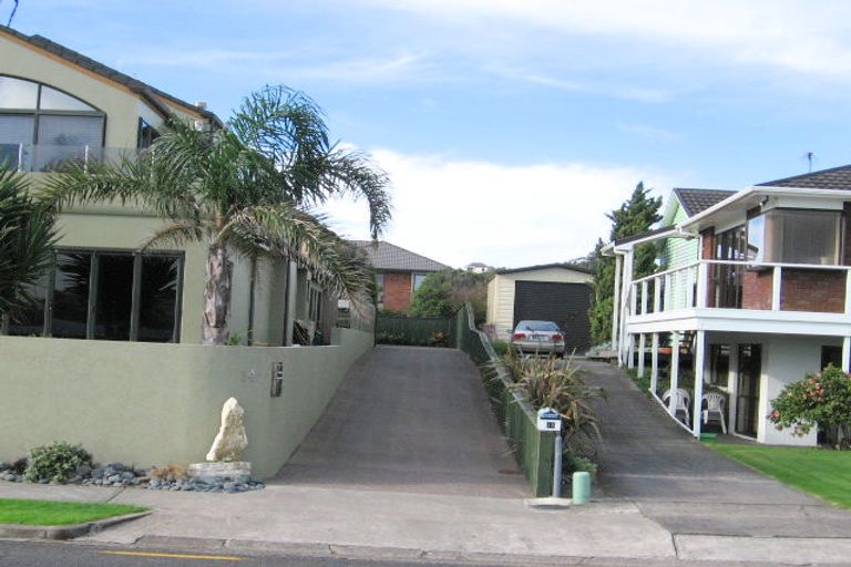 Photo of property in 14 The Parade, Bucklands Beach, Auckland, 2012