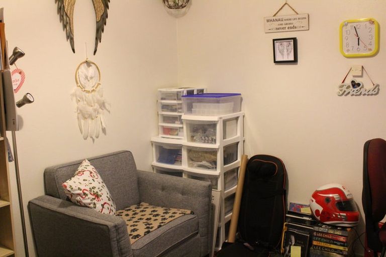 Photo of property in 14 Waimoko Glen, Swanson, Auckland, 0612