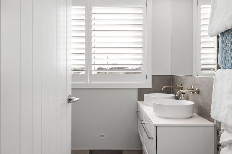 Photo of property in 6 Bureta Road, Otumoetai, Tauranga, 3110