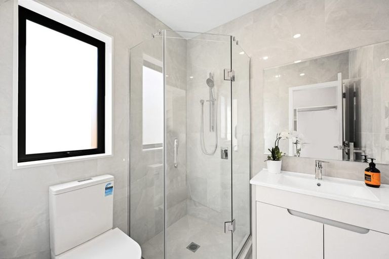 Photo of property in 78 Forest Lake Road, Forest Lake, Hamilton, 3200