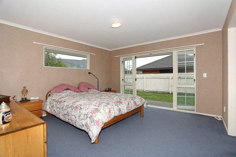 Photo of property in 5 Parnell Heights Drive, Kelvin Grove, Palmerston North, 4414