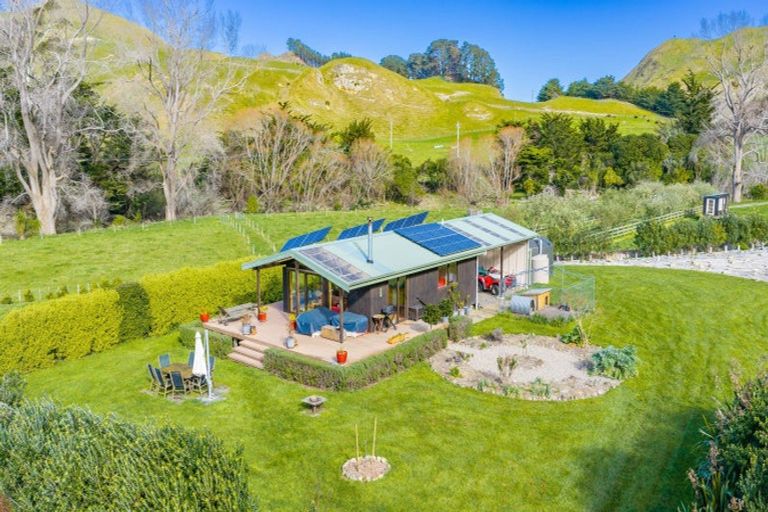 Photo of property in 73 Mangakuri Road, Kairakau, Havelock North, 4295