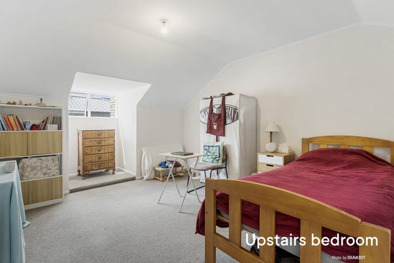 Photo of property in 94 Derwent Street, Island Bay, Wellington, 6023