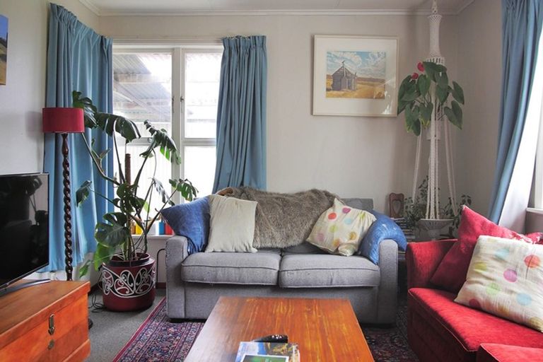 Photo of property in 7 Bristol Crescent, Roslyn, Palmerston North, 4414