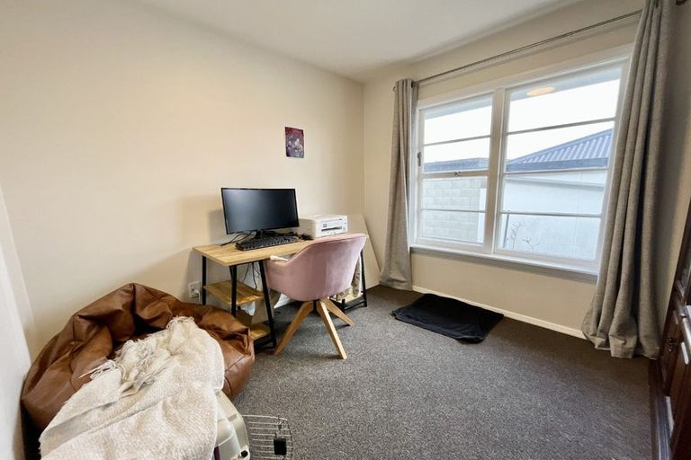 Photo of property in 1/135 Champion Street, Edgeware, Christchurch, 8013