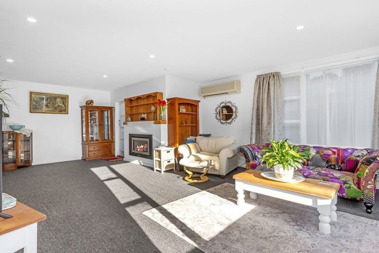 Photo of property in 1/50 Rossmore Terrace, Cashmere, Christchurch, 8022