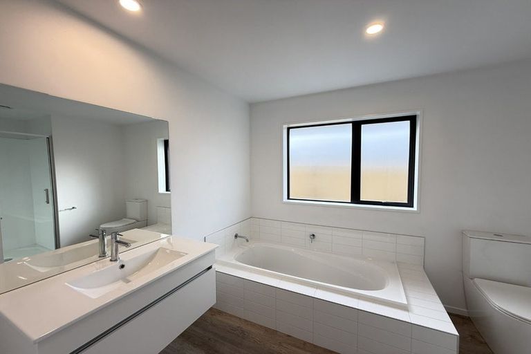 Photo of property in 23 Falcons View Drive, Rolleston, 7615