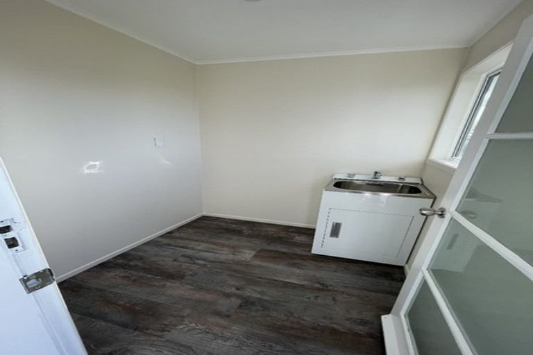 Photo of property in 19 Jupiter Street, Rosehill, Papakura, 2113