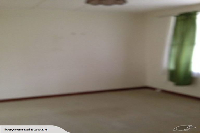 Photo of property in 82-88 Strand Crescent, Naenae, Lower Hutt, 5011