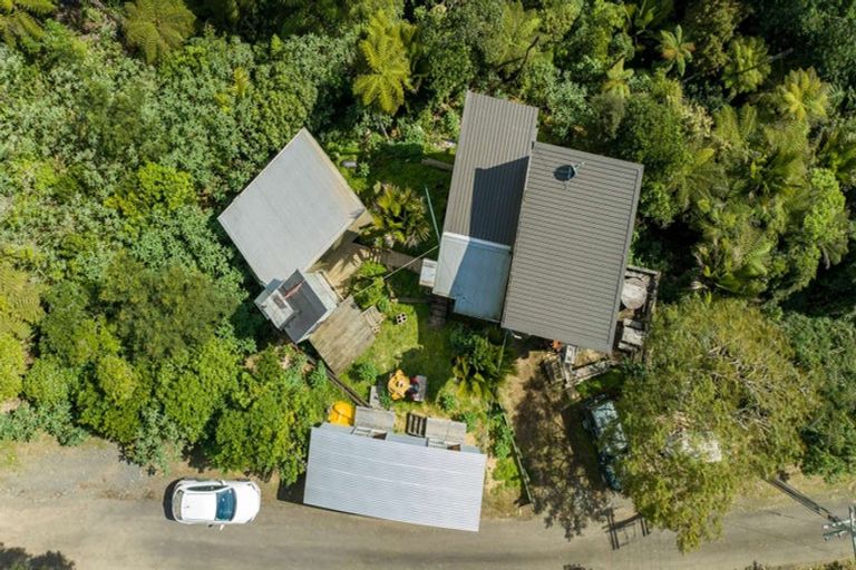 Photo of property in 18 Adlor Hill Road, Port Charles, Coromandel, 3584