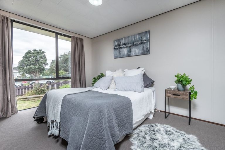 Photo of property in 18 Awatea Street, Ranui, Porirua, 5024