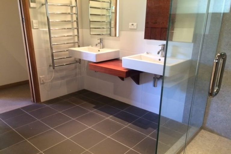 Photo of property in 1 Espin Crescent, Karori, Wellington, 6012