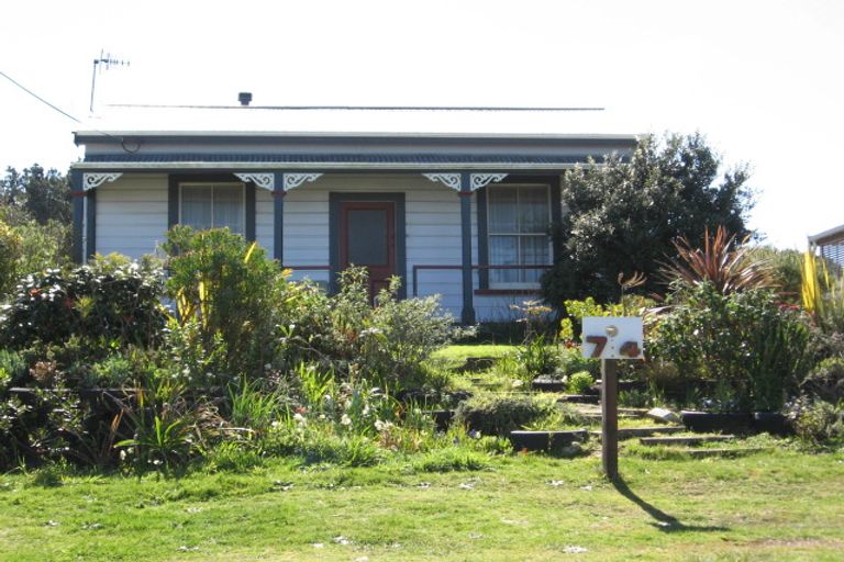 Photo of property in 74 Koputara Road, Himatangi Beach, Foxton, 4891