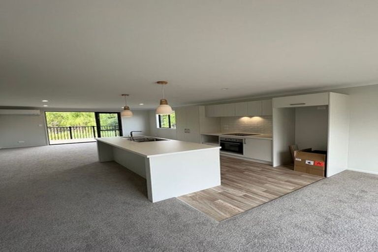 Photo of property in 12 Wrybill Way, Welcome Bay, Tauranga, 3112