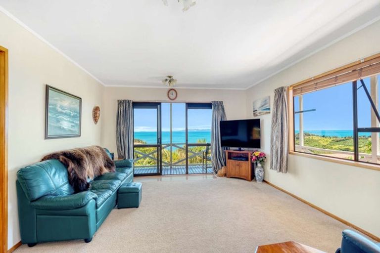 Photo of property in 24 Bay View Road, Cable Bay, 0420