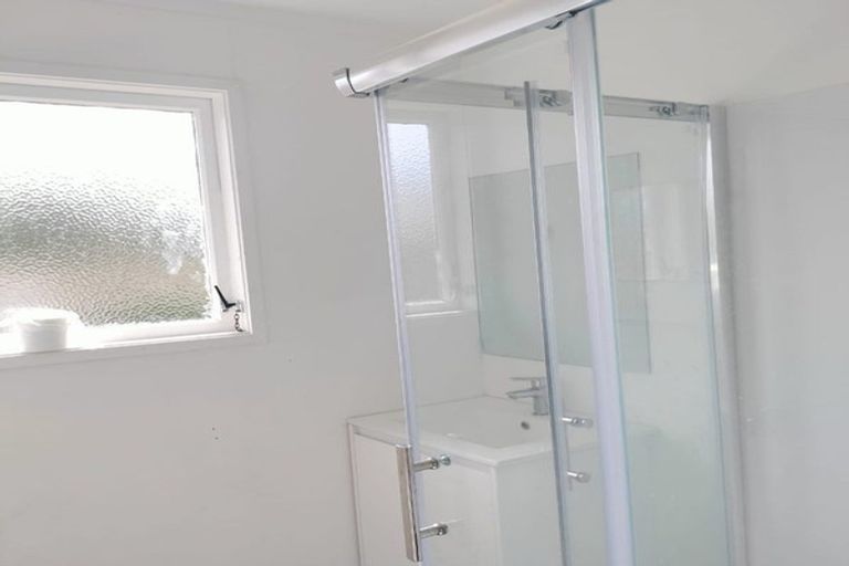 Photo of property in 20 Gambare Place, Wattle Downs, Auckland, 2103