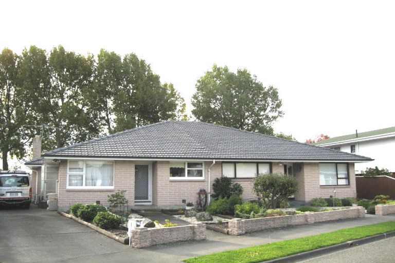 Photo of property in 3 Farnham Place, Ilam, Christchurch, 8041