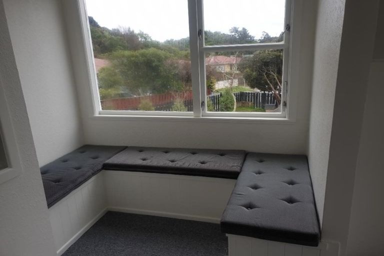 Photo of property in 15 Brazier Grove, Paraparaumu, 5032