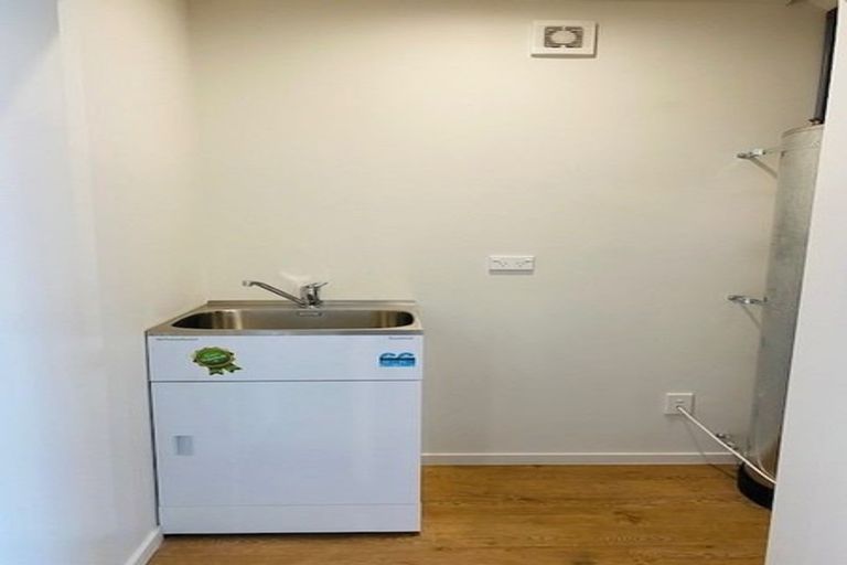 Photo of property in 4/45 Heywood Terrace, Richmond, Christchurch, 8013