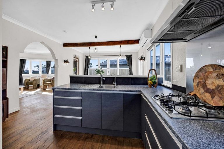 Photo of property in 11 Mcnaughton Street, Waitara, 4320