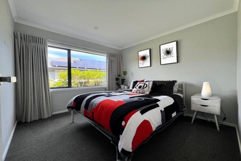 Photo of property in 71 John Burke Drive, Aotea, Porirua, 5024