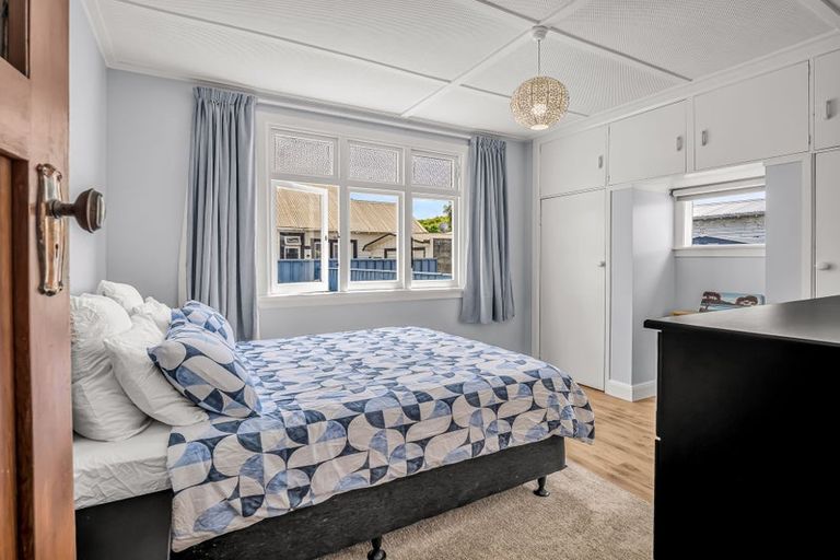 Photo of property in 93 Wood Street, Takaro, Palmerston North, 4410