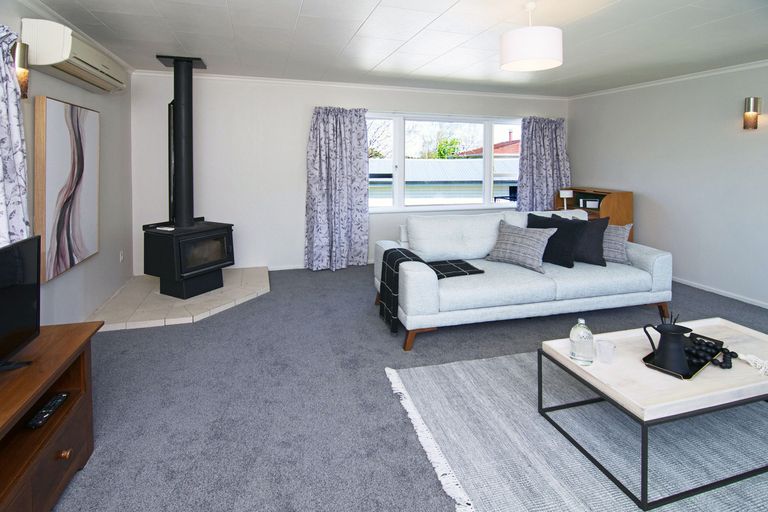 Photo of property in 33 Puriri Crescent, Lansdowne, Masterton, 5810