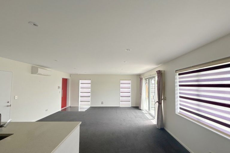 Photo of property in 12 Blaenavon Lane, Halswell, Christchurch, 8025