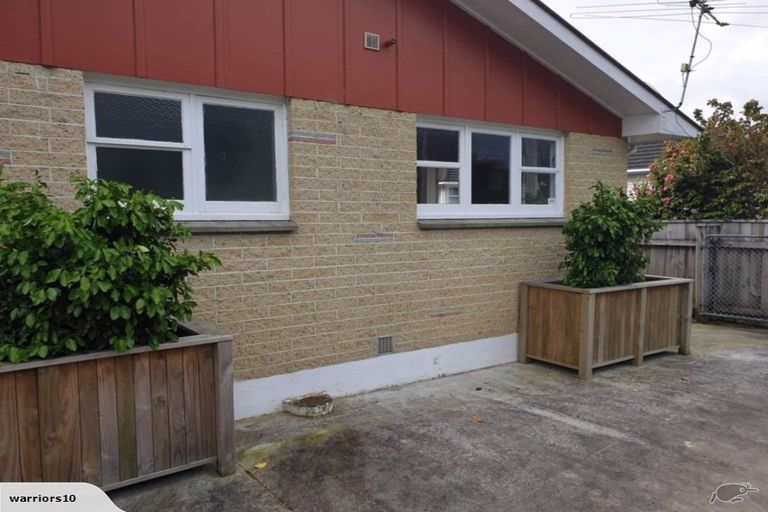 Photo of property in 1/54 Martin Street, Wallaceville, Upper Hutt, 5018