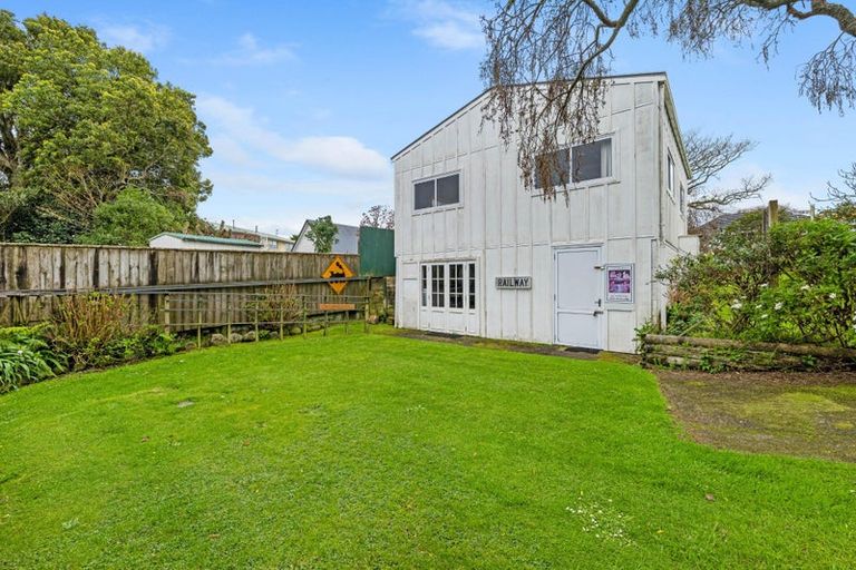 Photo of property in 174 Brooklands Road, Vogeltown, New Plymouth, 4310