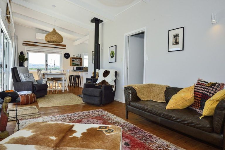 Photo of property in 2 Koura Crescent, Mahia, Nuhaka, 4198