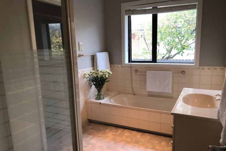 Photo of property in 15 Lascelles Street, Saint Martins, Christchurch, 8022