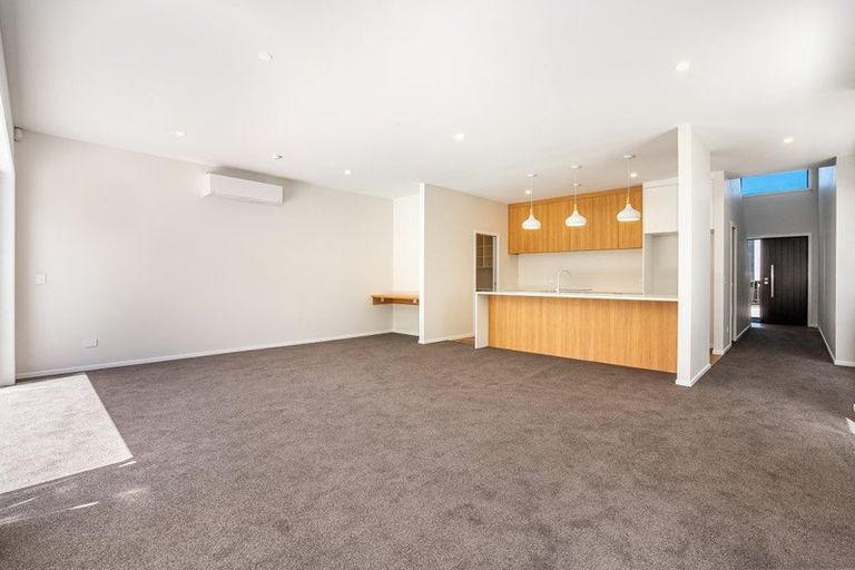 Photo of property in 19 Pakura Place, Wainuiomata, Lower Hutt, 5014