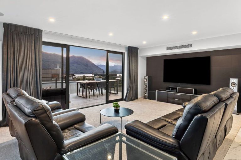 Photo of property in 9 Mills Road, Wanaka, 9305