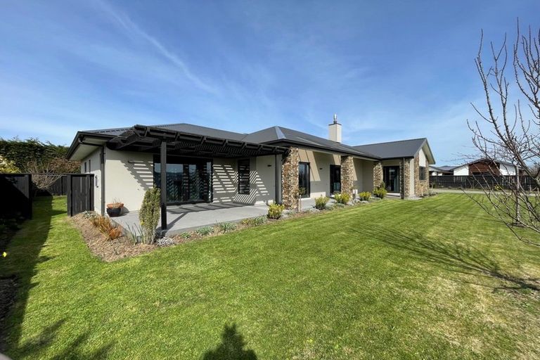 Photo of property in 8 Armadale Street, Mosgiel, 9024