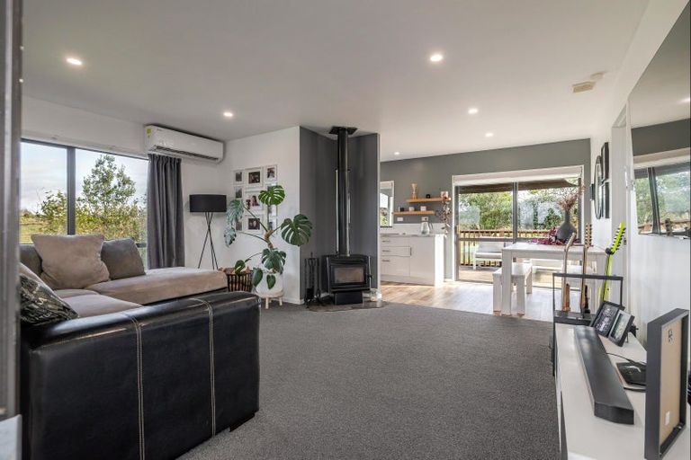 Photo of property in 83 Fraser Drive, Feilding, 4702