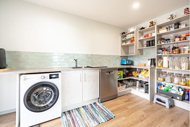 Photo of property in 5 Rangikorero Place, Whangarei Heads, 0174