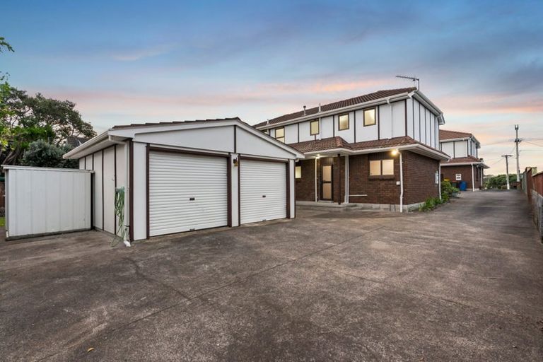 Photo of property in 46a East Coast Road, Milford, Auckland, 0620