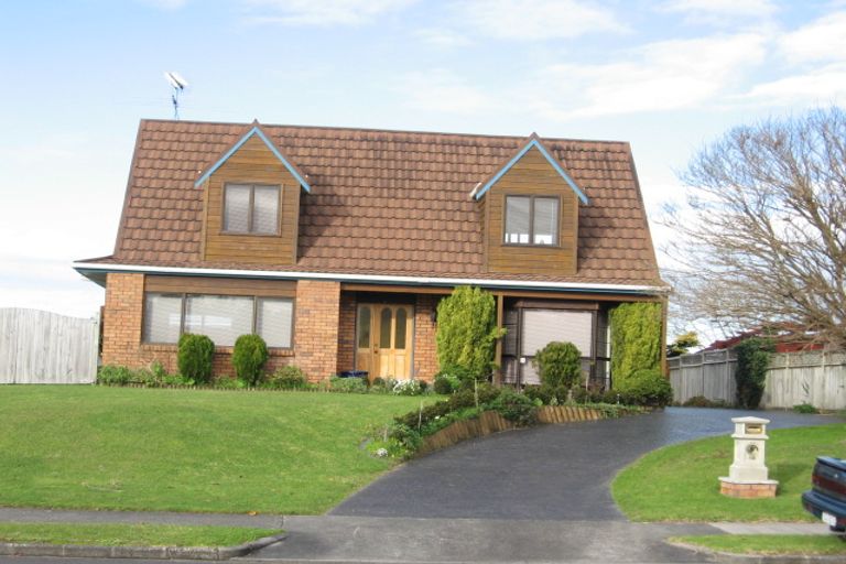 Photo of property in 56 Carnoustie Drive, Wattle Downs, Auckland, 2103