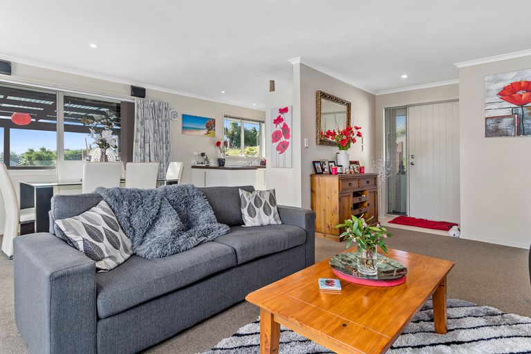 Photo of property in 23 Falcon Drive, Welcome Bay, Tauranga, 3112