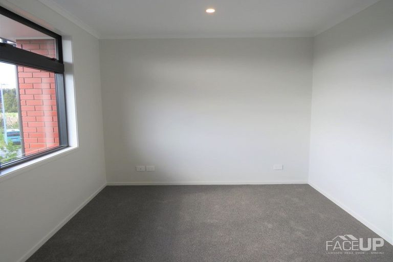 Photo of property in 60 Walter Merton Road, Hobsonville, Auckland, 0616