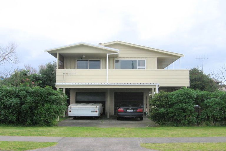 Photo of property in 141 Barbara Avenue, Whangamata, 3620